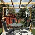Superb Triple Near Airport - 4 Maison d'hôtes Dublin