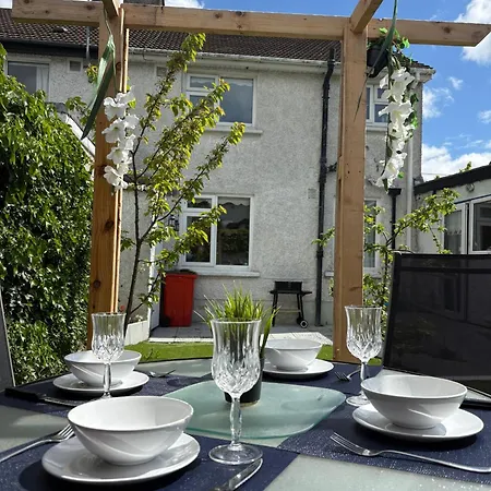 Maison d'hôtes Superb Triple Near Airport - 4 Dublin
